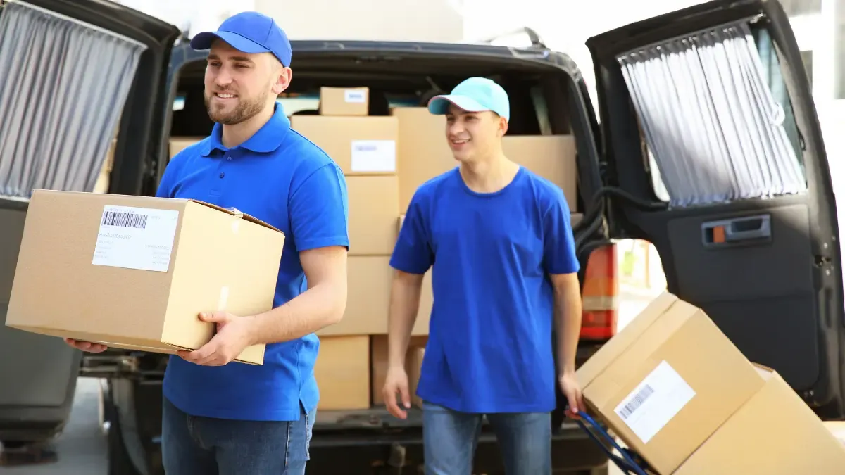 Small freight delivery service transporting business shipments in New Jersey.